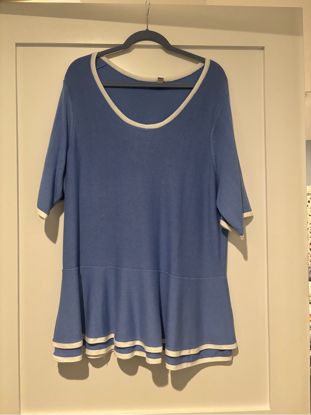 Jessica London Periwinkle Scoop-Neck Short Sleeve Tunic with White Trim